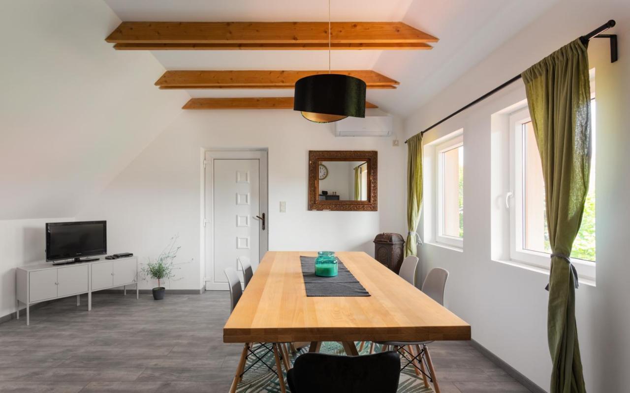 Patakpart Vendeghaz Apartment Egerszalok Ngoại thất bức ảnh