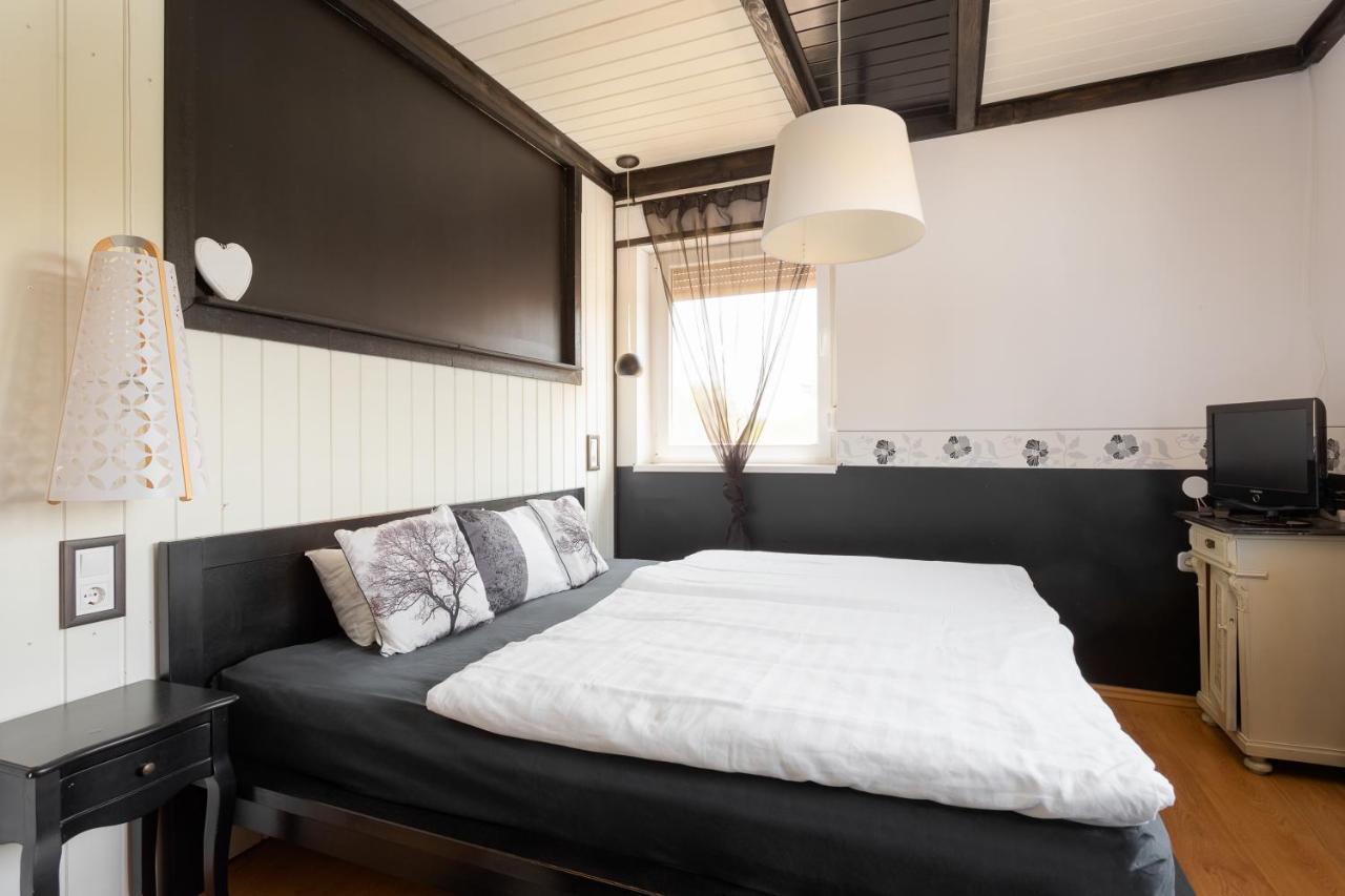 Patakpart Vendeghaz Apartment Egerszalok Ngoại thất bức ảnh